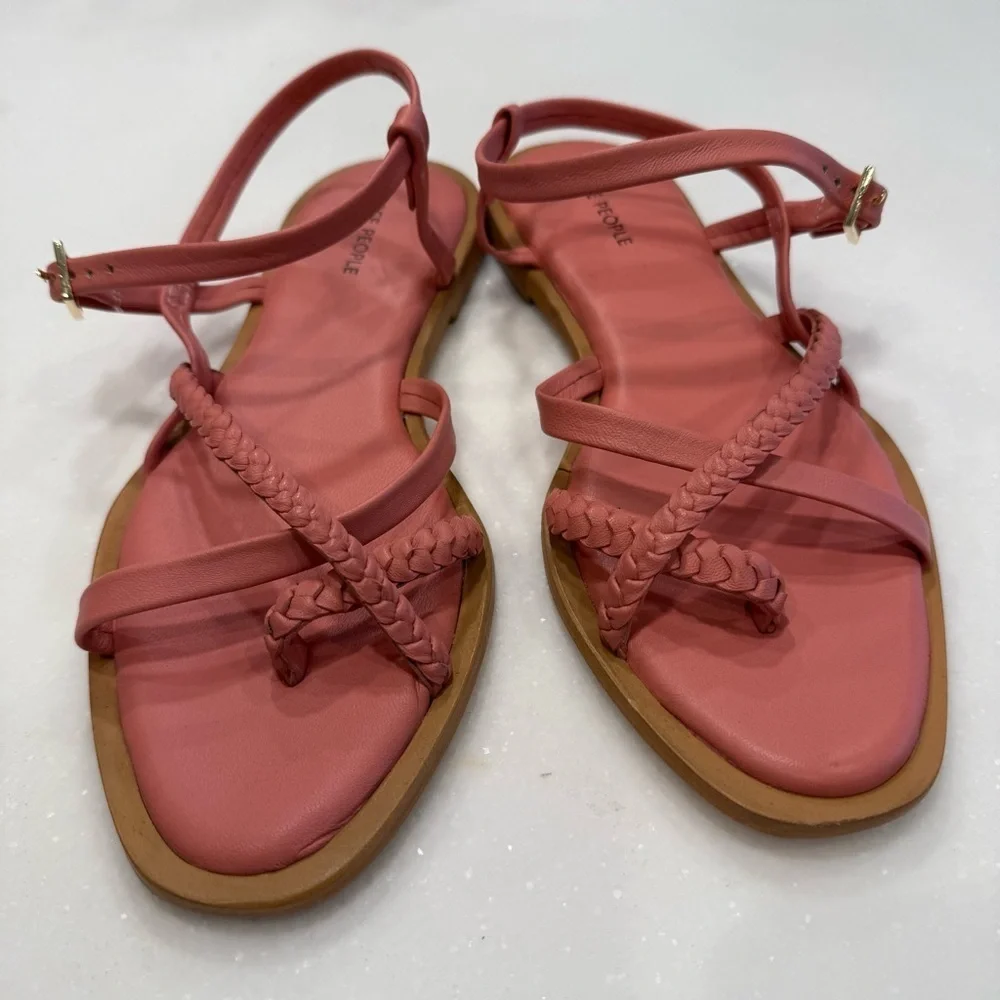 Free People Sunny Days flat sandals pink Leather strappy braid Accent NEW Sz 7.5